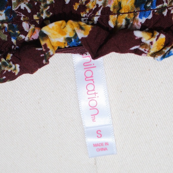 Matching Top and shorts - Picture 3 of 4